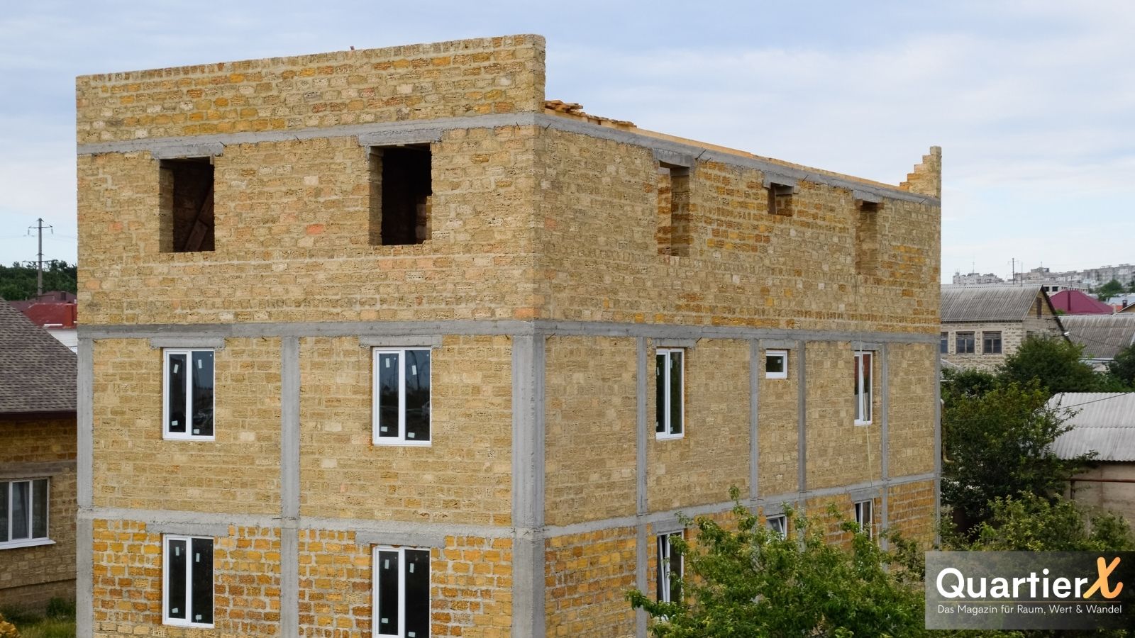 Kalk statt Plastik - die Wiederentdeckung natürlicher Baustoffe wie Kalk und Holz - QuartierX